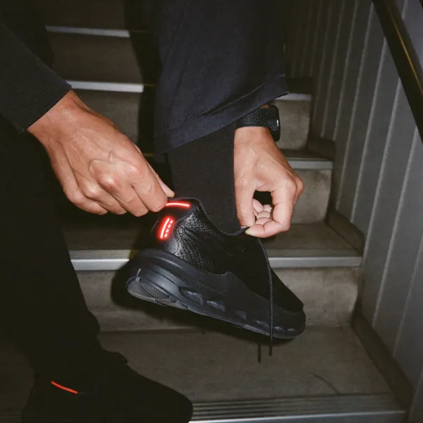LINK insole — lacing up